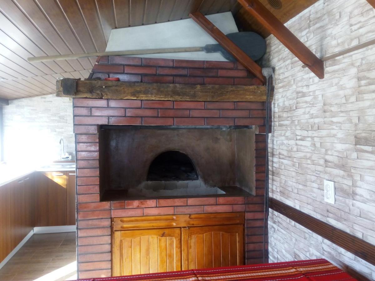 Bolyarski Stan Guest House Veliki Preslav Exterior photo